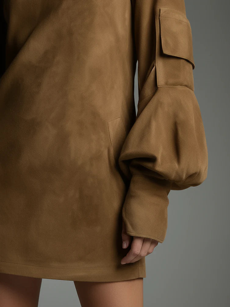 Bibiane | Oversized suède minijurk met hoge hals