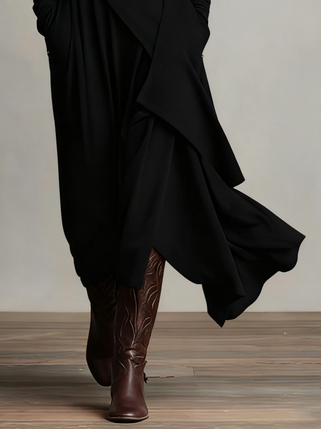 Arielle | Robe vintage asymétrique à col montant